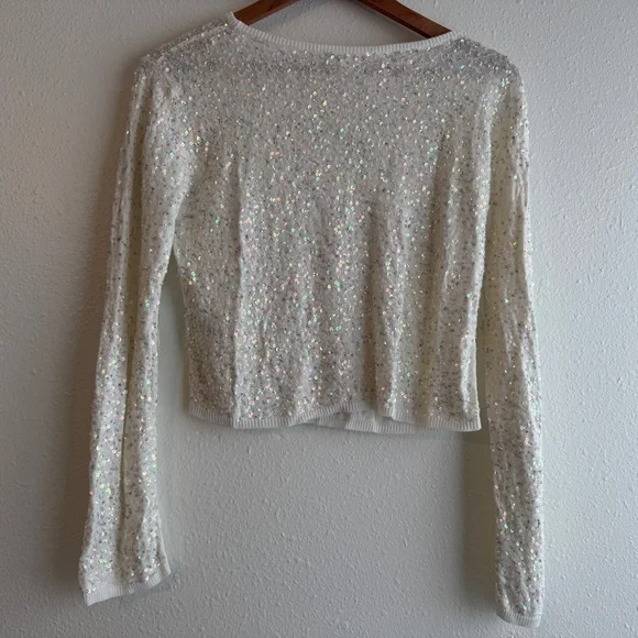BHLDN Elegant Iridescent White Sequin Long Sleeve Sweater Bridal Cover Up Ananda - Picture 6 of 7